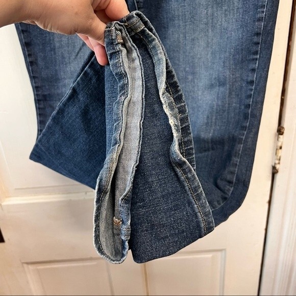 Maurices curvy bootcut jeans 11 12 long tall length of 32.5 as shown - Picture 8 of 9